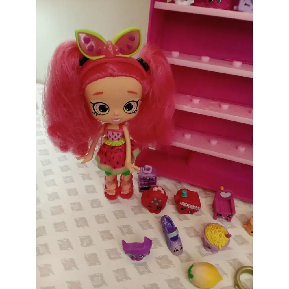 Shopkins bag-mixed Over 30 +2 Dolls. Case Not For Sale